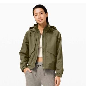 lululemon Always Effortless Jacket (1st Release) Medium Olive